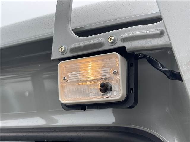 SUZUKI CARRY TRUCK 4WD 2023 Image 31