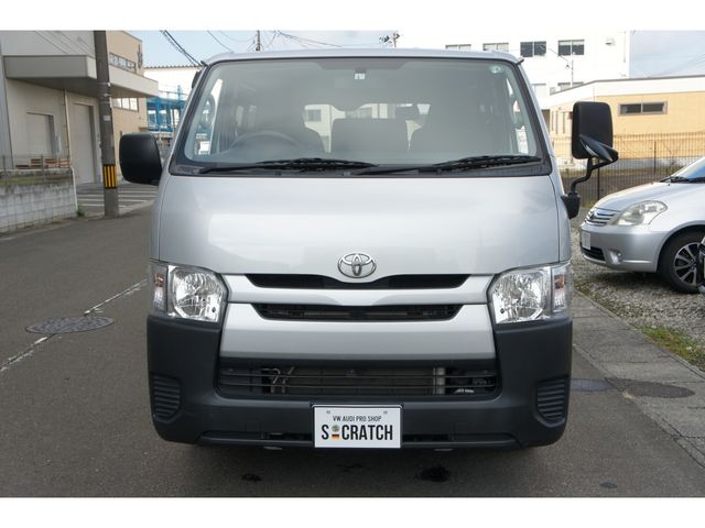 TOYOTA REGIUSACE VAN 1.25T 2017 Image 31