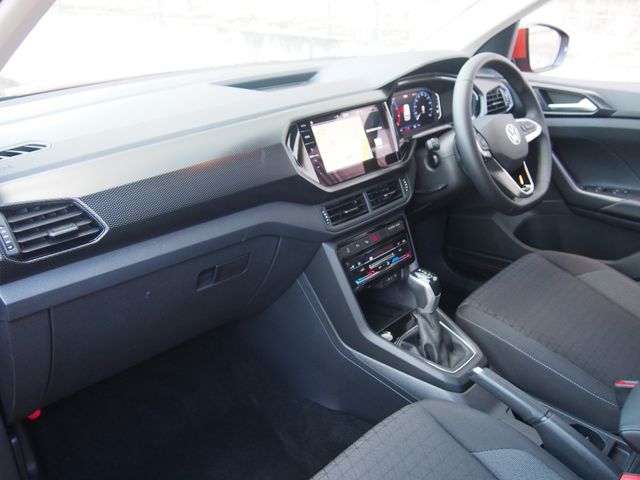 VOLKSWAGEN T-CROSS 2023 Image 31