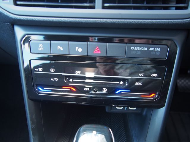 VOLKSWAGEN T-CROSS 2023 Image 31