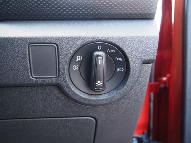 VOLKSWAGEN T-CROSS 2023 Image 31