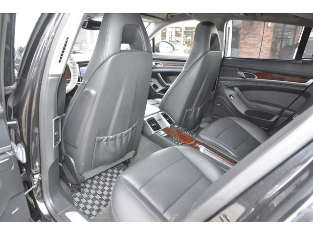 PORSCHE PANAMERA 2013 Image 31