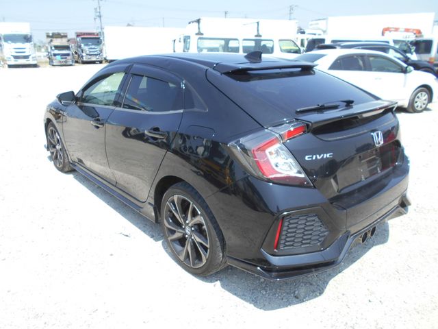 HONDA CIVIC HATCHBACK 2019 Image 31