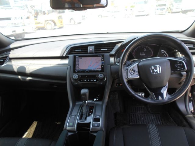 HONDA CIVIC HATCHBACK 2019 Image 31