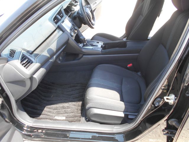 HONDA CIVIC HATCHBACK 2019 Image 31