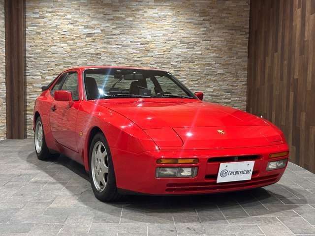 PORSCHE 944 1990 Image 31