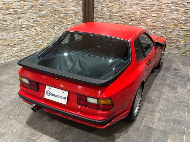 PORSCHE 944 1990 Image 31
