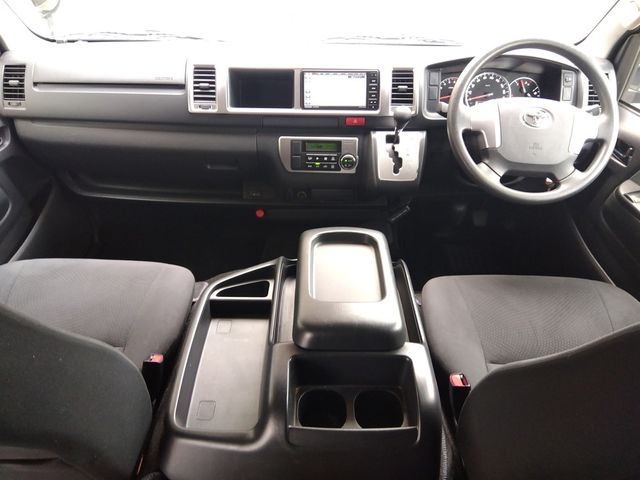 TOYOTA HIACE VAN 4WD 2014 Image 31