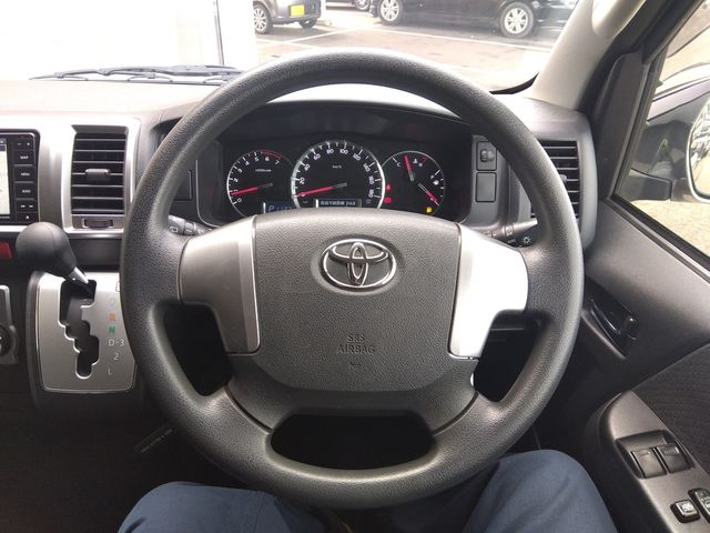 TOYOTA HIACE VAN 4WD 2014 Image 31