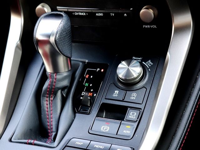 TOYOTA LEXUS NX300 2017 Image 31