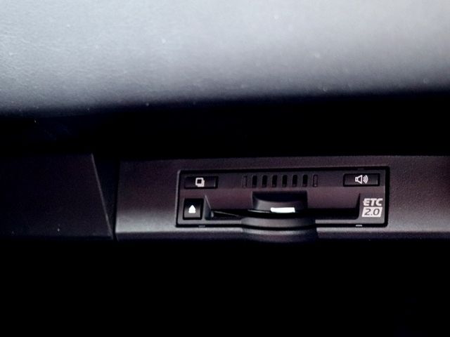 TOYOTA LEXUS NX300 2017 Image 31