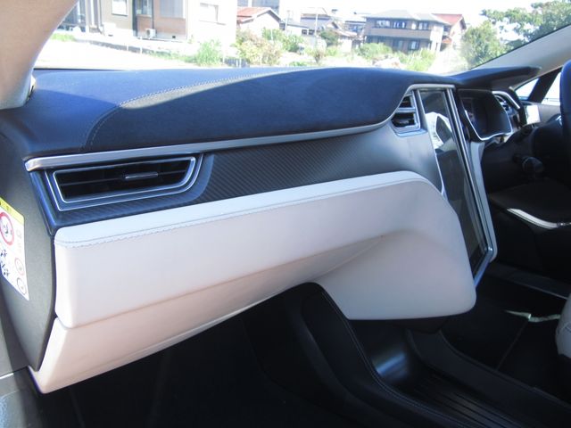 TESLA MODEL S 2014 Image 31