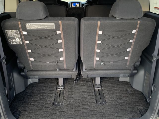 MITSUBISHI DELICA D:5 4WD 2008 Image 31