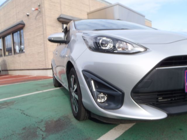 TOYOTA AQUA 2017 Image 31