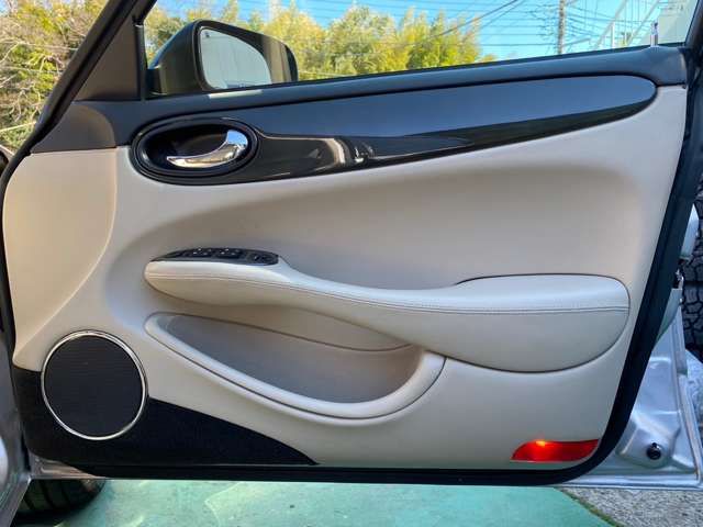 JAGUAR XJSERIES SEDA 2000 Image 31