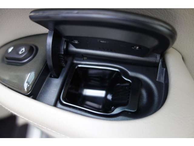 JAGUAR XJSERIES SEDA 2000 Image 31