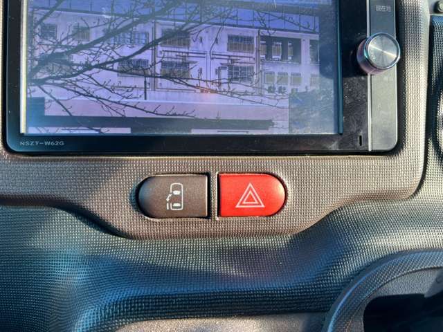 TOYOTA SPADE 4WD 2014 Image 31