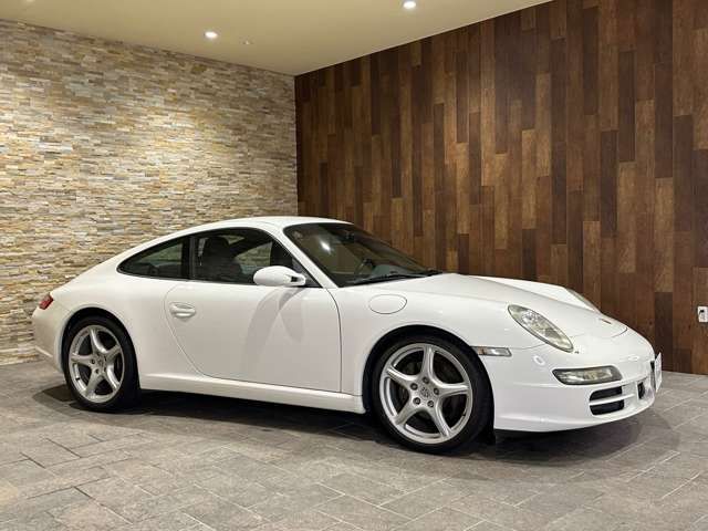 PORSCHE 911 2009 Image 31