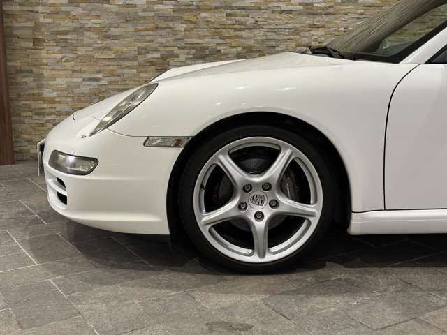 PORSCHE 911 2009 Image 31