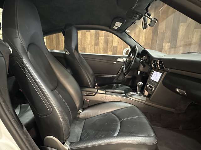 PORSCHE 911 2009 Image 31