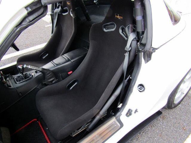 MAZDA ROADSTER 2004 Image 31