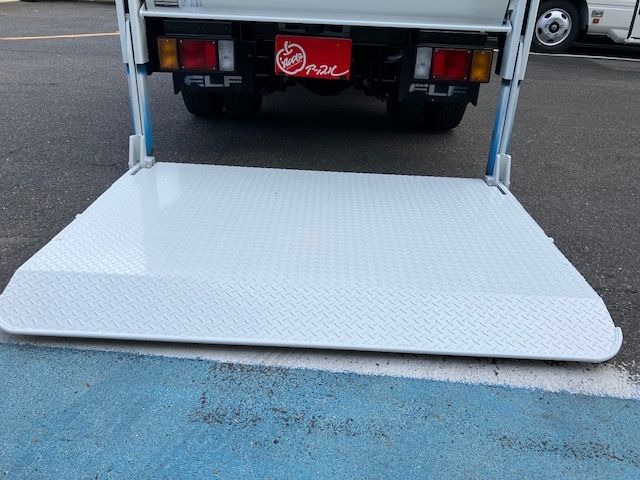 ISUZU ELF 2014 Image 31