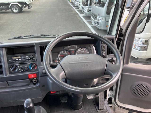 ISUZU ELF 2014 Image 31