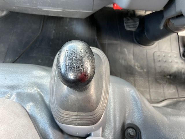 ISUZU ELF 2014 Image 31