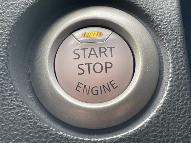 NISSAN JUKE 2012 Image 31