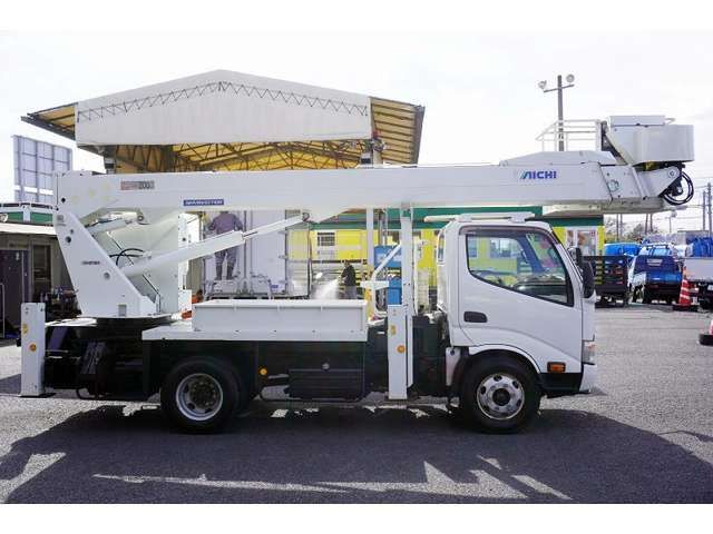 HINO DUTRO 2014 Image 31