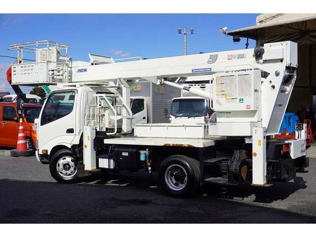 HINO DUTRO 2014 Image 31