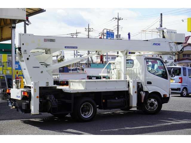 HINO DUTRO 2014 Image 31