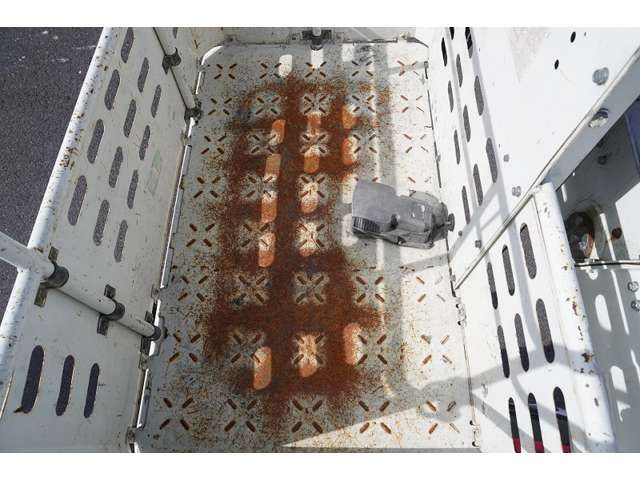 HINO DUTRO 2014 Image 31