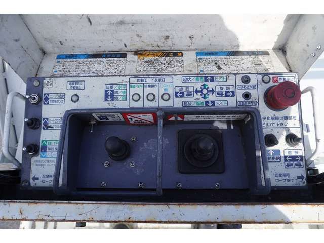 HINO DUTRO 2014 Image 31