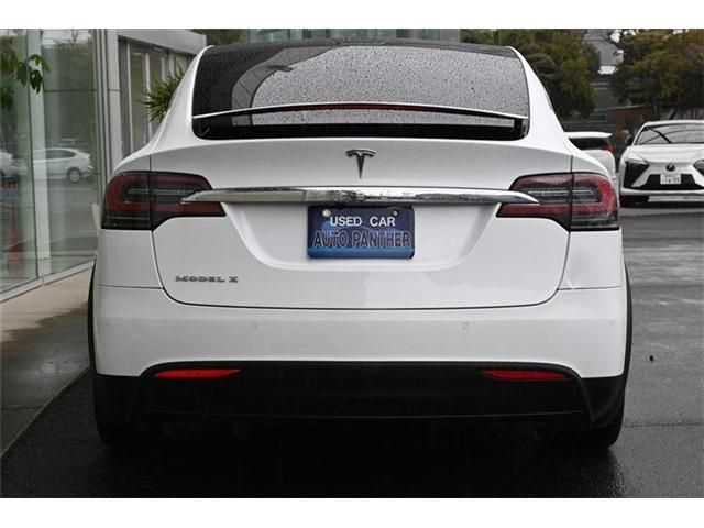 TESLA MODEL X 2018 Image 31