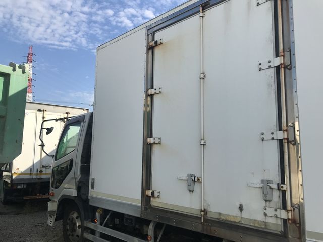 MITSUBISHI FUSOU FIGHTER 2011 Image 31