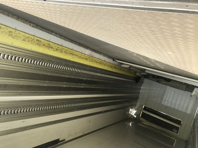 MITSUBISHI FUSOU FIGHTER 2011 Image 31