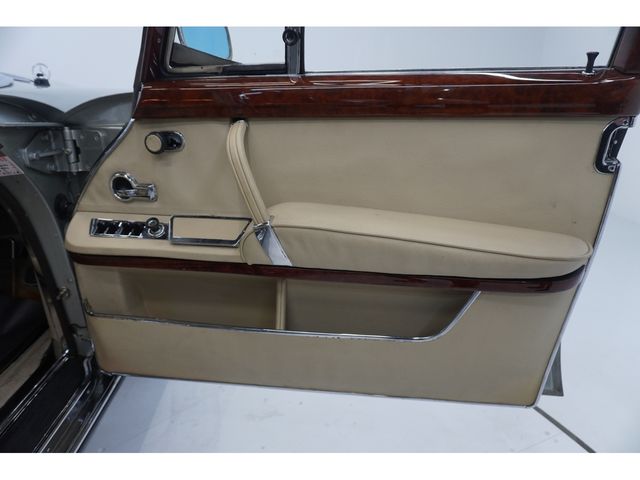 MERCEDES BENZ S CLAS 1991 Image 31