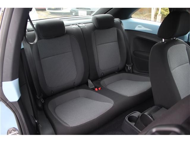 VOLKSWAGEN THE BEETL 2015 Image 31