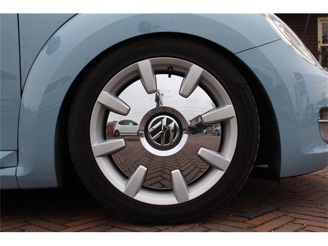 VOLKSWAGEN THE BEETL 2015 Image 31