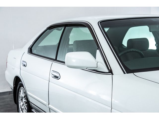 NISSAN LAUREL 1997 Image 31