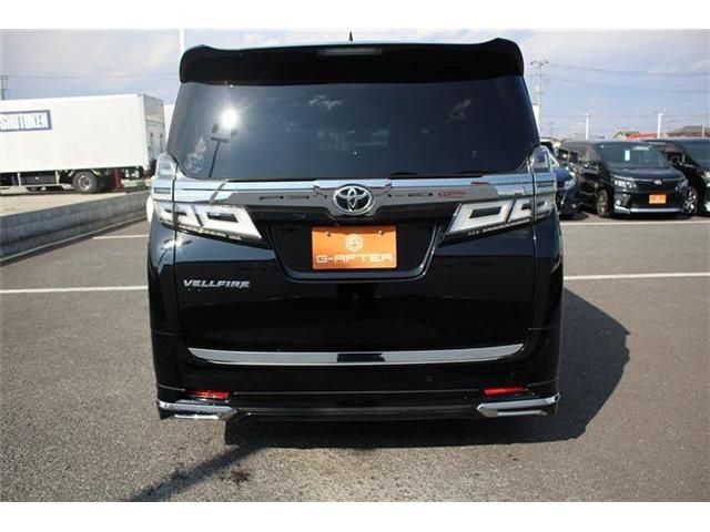 TOYOTA VELLFIRE 2018 Image 31
