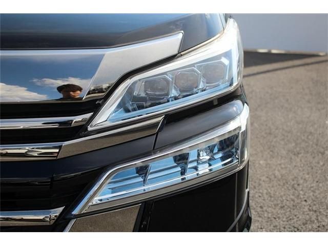 TOYOTA VELLFIRE 2018 Image 31