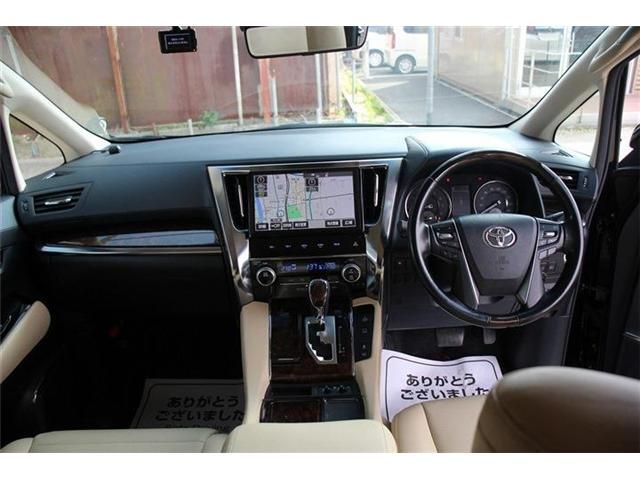 TOYOTA VELLFIRE 2018 Image 31