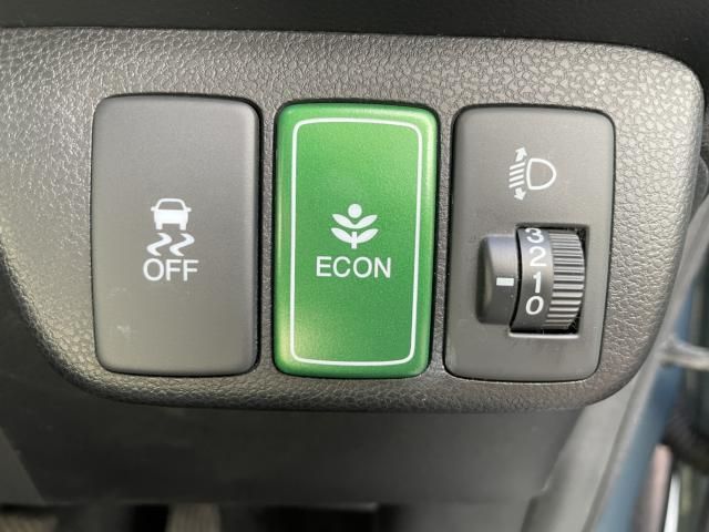 HONDA FIT SHUTTLE HYBRID 2012 Image 31