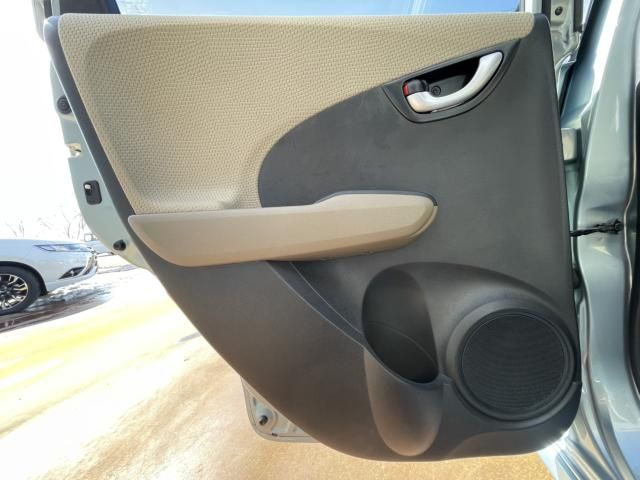 HONDA FIT SHUTTLE HYBRID 2012 Image 31