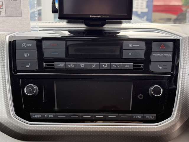 VOLKSWAGEN UP! 2019 Image 31