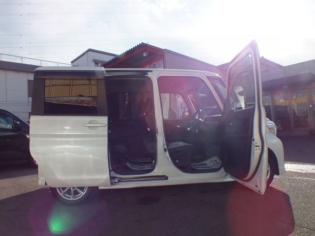 DAIHATSU TANTO CUSTOM 2017 Image 31