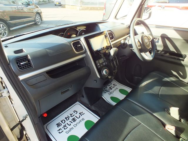 DAIHATSU TANTO CUSTOM 2017 Image 31