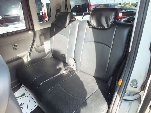 DAIHATSU TANTO CUSTOM 2017 Image 31